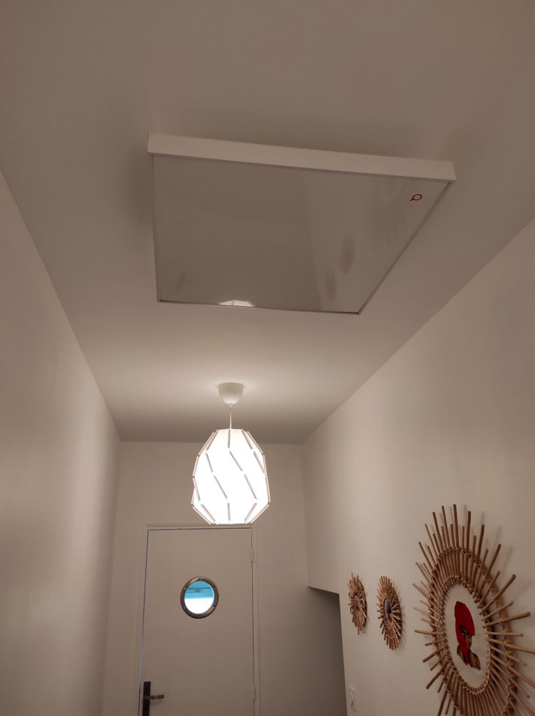 Systèmes de chauffage électrique efficace pour particuliers. Aquilohm fabricant français de chauffage à infrarouge lointain. Économie d'énergie, installation simplifiée, pas cher, confort utilisateur.